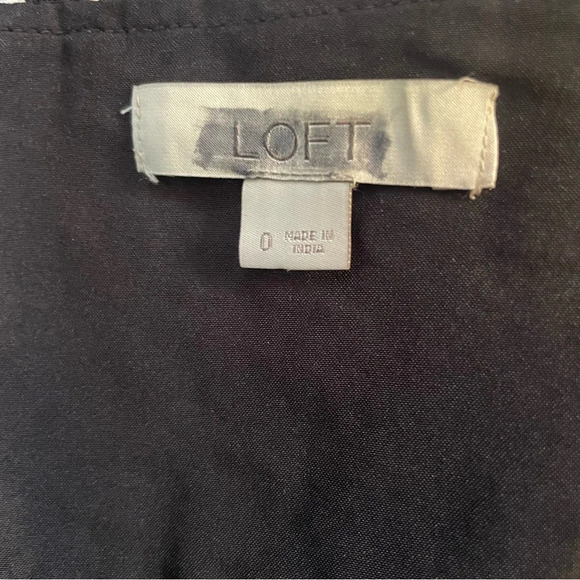 LOFT Black White Embroidered Scalloped Shift Mini Skirt, 0, Like NEW - Picture 4 of 7